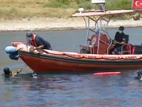 Ege Denizi'nde tekneler, kirliliğe karşı takip ediliyor