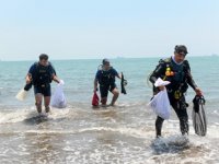 Mersin’de deniz dibi temizliği gerçekleştirildi