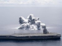 USS Gerald R. Ford uçak gemisi, 18 tonluk patlayıcı ile test edildi