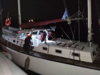 İzmir açıklarında 44 düzensiz göçmen yakalandı