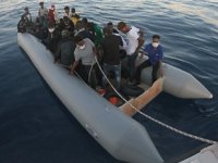 Dikili açıklarında31 düzensiz göçmen kurtarıldı