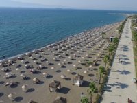 Mavi bayraklı Ağapark tatilci akınına uğruyor