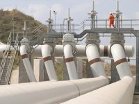 Türkiye’den boru hatlarıyla geçen petrol yüzde 6 azaldı