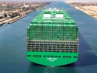 Ever Ace konteyner gemisi, Süveyş Kanalı'ndan geçti