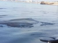 Suriye'den yayılan petrol sızıntısı, Kıbrıs'ın 15 mil açığına ulaştı