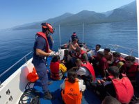 Kuşadası’nda 68 düzensiz göçmen kurtarıldı