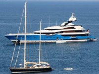 Rus milyarder Andrei Skoch, Madame Gu yatıyla Bodrum’da tatil yapıyor