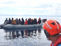 İzmir açıklarında 183 düzensiz göçmen kurtarıldı