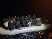 Fethiye’de 36 düzensiz göçmen kurtarıldı
