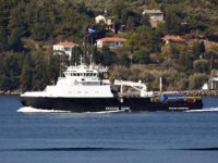 Rus askeri römorkörü, Çanakkale Boğazı’ndan geçti