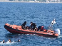 Özel dalış timleri sadece hayat kurtarmıyor, deniz diplerini de temizliyorlar