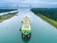 Panama Kanalı'nda su seviyesi günden güne düşüyor