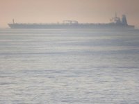 ABD, Umman Denizi'nde İran'ın petrol tankerine el koymaya çalıştı