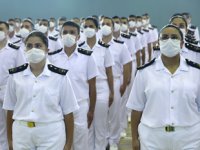 DEÜ Denizcilik Fakültesi öğrencileri, brövelerini taktılar