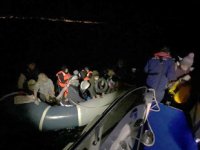 İzmir açıklarında 92 düzensiz göçmen kurtarıldı