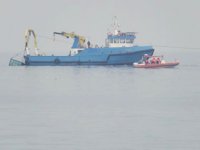 İskenderun Körfezi'nde denize düşen dinamit yüklü konteyner çıkarıldı