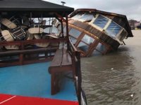 Sakarya’da şiddetli rüzgar ve yağmur, tekneleri yan yatırdı