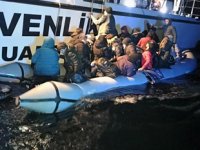 Marmaris’te 25 düzensiz göçmen kurtarıldı