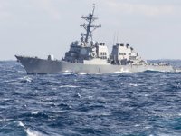 ABD Donanması, İran'ın gemisini durdurdu