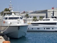 Antalya'da geçen yıl 35 adet lüks yat denize indirildi