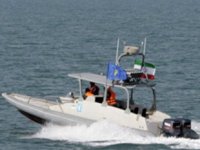 İran, Hürmüz Boğazı’nda kaçak akaryakıt taşıyan tekneye el koydu