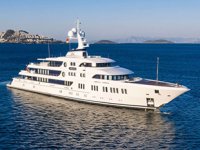 Süper yat sahipleri, tatili bedavaya getirdi