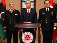 Hulusi Akar, Libya Deniz Kuvvetleri Komutanı Nureddin El Buni ile görüştü