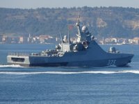Rus savaş gemisi, Çanakkale Boğazı’ndan geçti