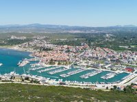 Teos Marina, Yenilenebilir Enerji Sertifikası aldı