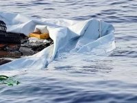 Tunus açıklarında göçmen teknesi battı: 9 ölü