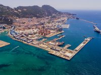 Cebelitarık, Rus gemilerinin uğrak ve yakıt ikmalini yasakladı