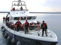 Ege Denizi’nde göçmenleri taşıyan tekne battı