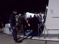 İzmir açıklarında 32 düzensiz göçmen yakalandı