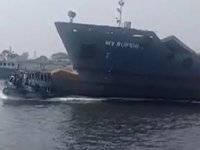 Bangladeş’te yük gemisi ile tekne çatıştı: 5 ölü