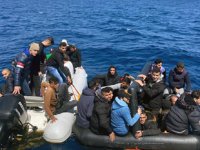 Marmaris açıklarında 71 düzensiz göçmen kurtarıldı