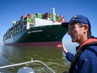 ABD’de karaya oturan Ever Forward konteyner gemisi, 2 hafta içinde kurtarılacak