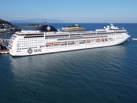 MSC Lirica isimli kruvaziyer gemisi, Kuşadası'na geldi