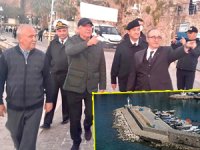 Antalya Kaleiçi Yat Limanı’ndaki tarihi mendirekte çatlak büyüyor