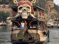 Denizi kirleten ‘Hanifi Kaptan 44’ isimli tekneye 49 bin TL para cezası kesildi