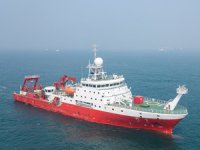 KEXUE isimli Çin araştırma gemisi, Pasifik'in batısındaki keşif gezisinden döndü