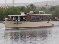 Fırat Nehri’nde ücretsiz tekne turu düzenlendi