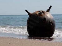 Rusya'nın Karadeniz'e bıraktığı mayınlar, Odesa kıyısına vurdu
