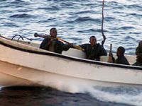 Korsanlar Aden Körfezi'nde İran tankerine saldırdı