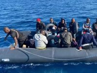 Aita Mari İspanyol kurtarma gemisi, Akdeniz’de 17 Afrikalı göçmeni kurtardı
