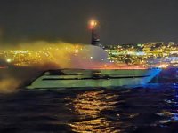 Bodrum’dan yangın çıkan yat, soğutma sırasında battı