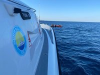 İzmir açıklarında 218 göçmen kurtarıldı