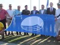 Burhaniye’de 5 plaja törenle mavi bayrak asıldı