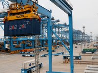 Çin'in model ithalat ve ihracat limanına yapay zeka hükmediyor