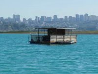 Seyhan Baraj Gölü'ndeki yüzen evlerin sayısı artıyor