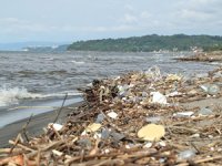 Kıyılardaki çöplerin yolculuğunu akıntı yönleri belirliyor